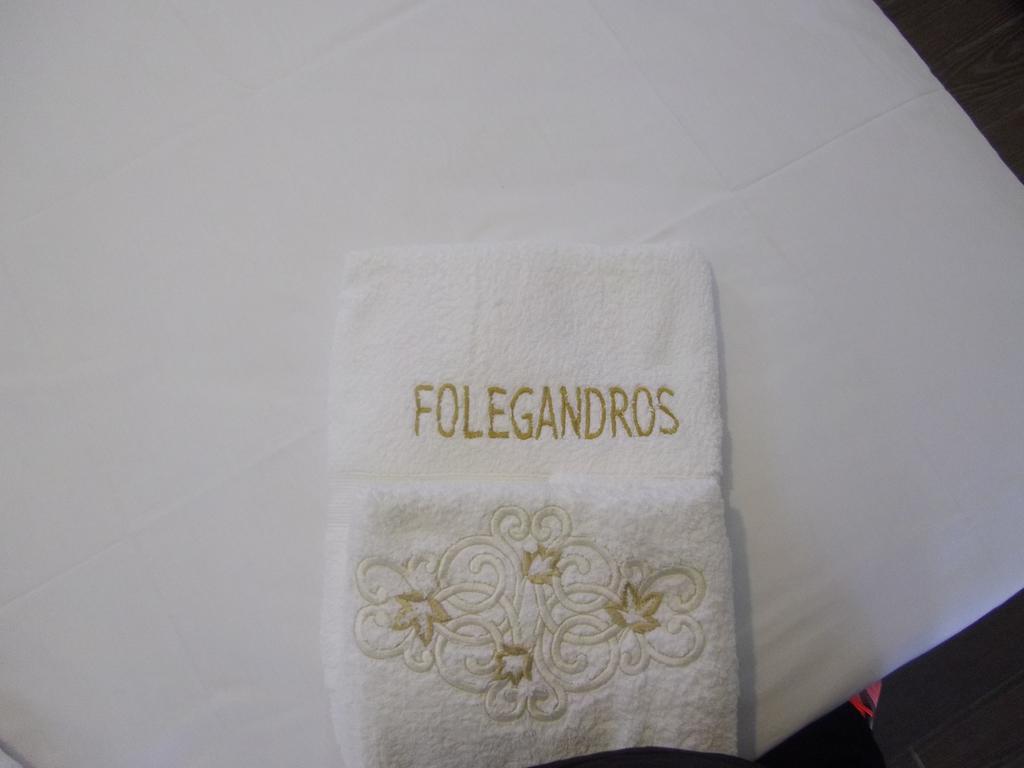 דירות קרבוסטאסי יוון Amo Folegandros מראה חיצוני תמונה